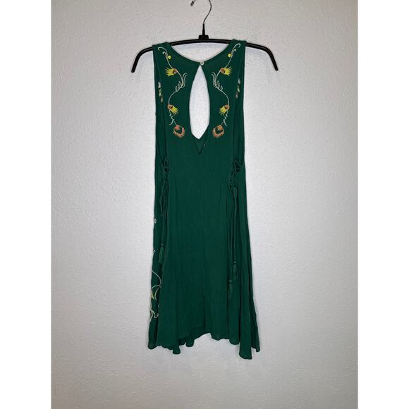 Free People Intimately Embroidered Mini Sleevless Crepe Tunic Dress EUC Sz M - Picture 10 of 16